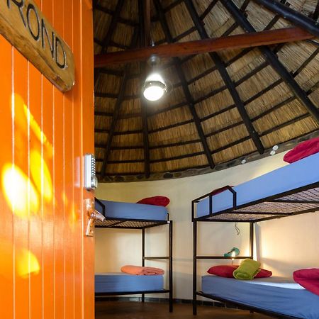 Coffee Shack Adventure Backpackers & Self-Catering Hostel Кофи Бей Екстериор снимка